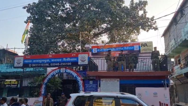 वनभूलपुरा अतिक्रमण मामले में हाई कोर्ट के संभावित फैसले से पहले हल्द्वानी में अलर्ट, ड्रोन से निगरानी